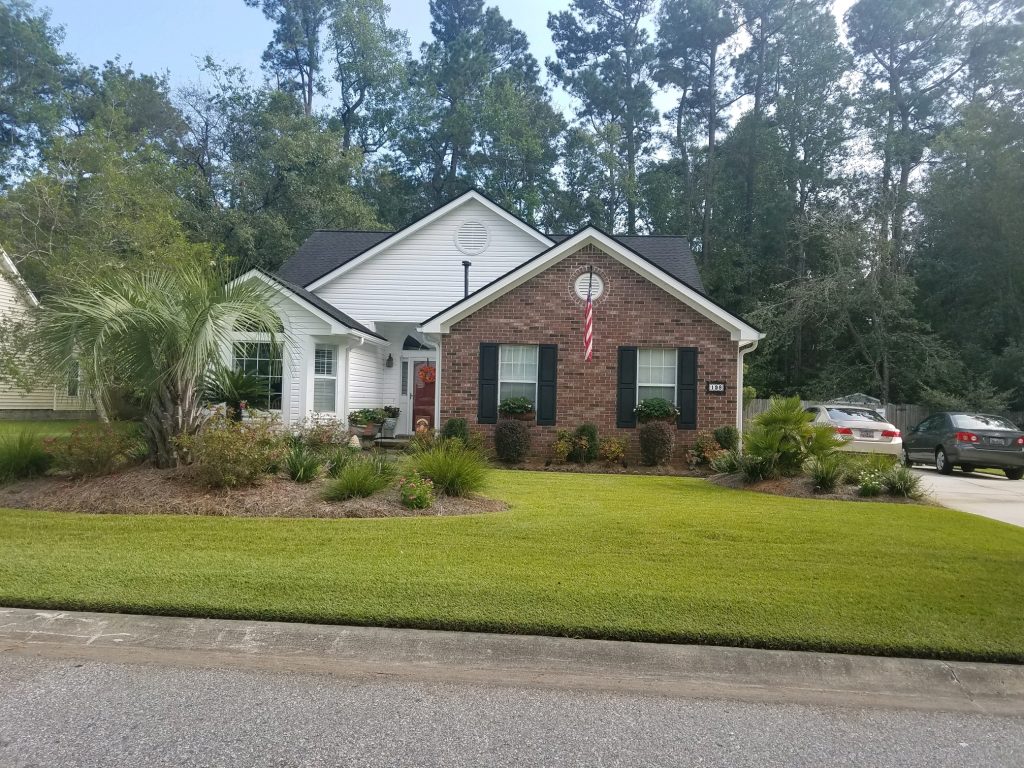 Gahagan Plantation yard of the month